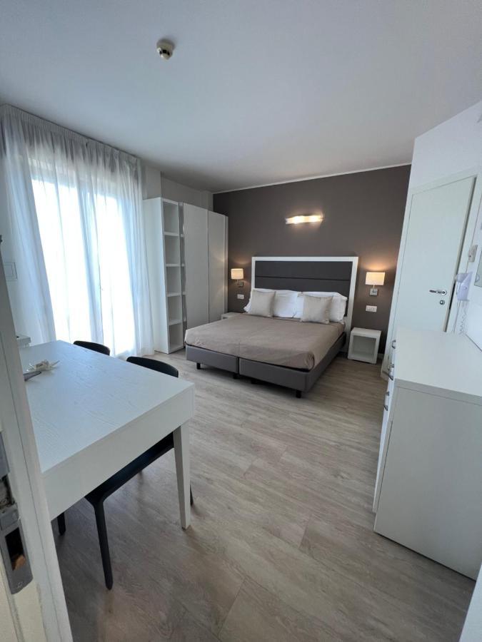 Apparthotel Ardea Riccione Zewnętrze zdjęcie
